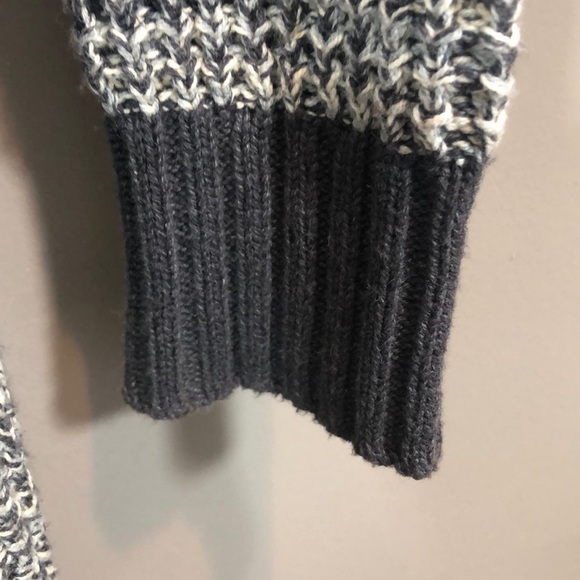 Kaisely Double Zipper Sweater/Tunic Extra Small - Picture 4 of 7